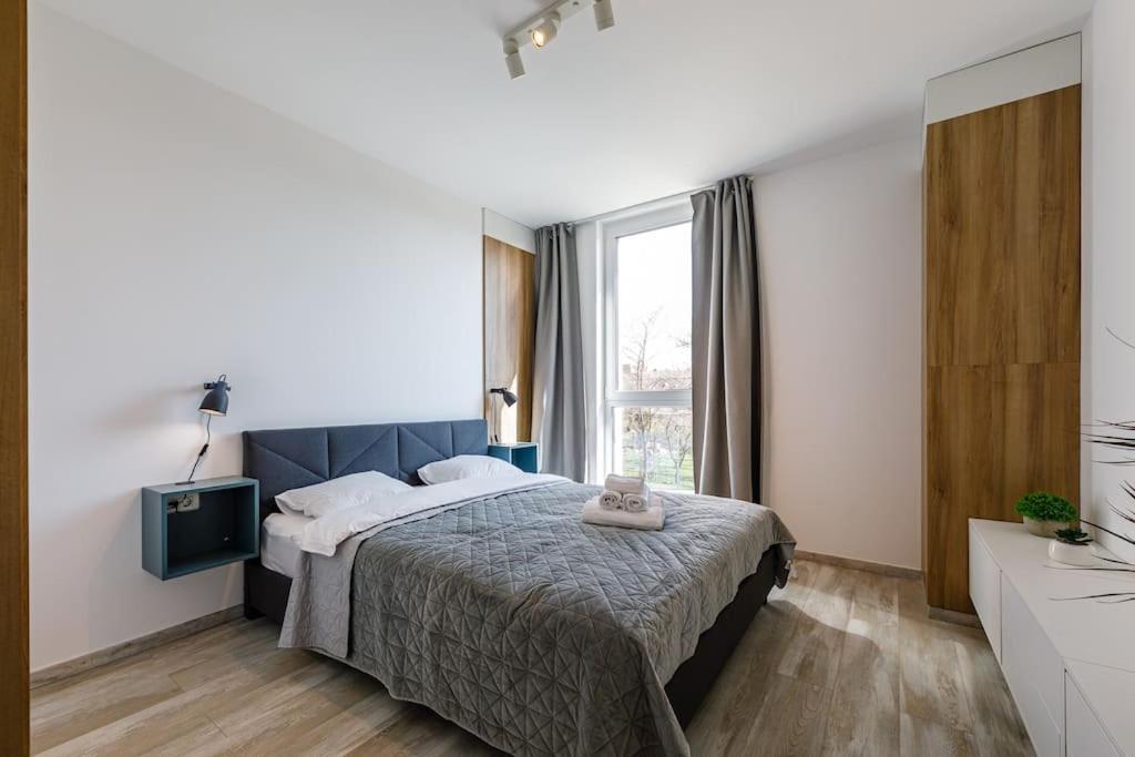 Luxury Apt. Near River & Parking Timisoara Ngoại thất bức ảnh